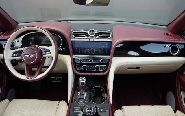 BENTLEY BENTAYGA - image 4
