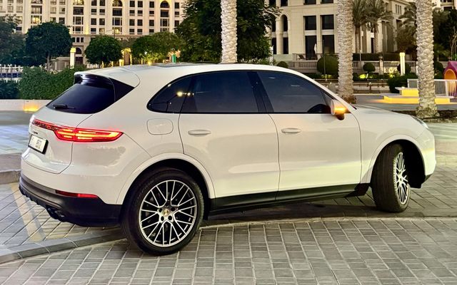 PORSCHE CAYENNE 2023 - image 4