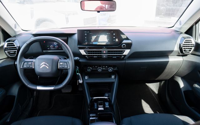 CITROEN C4 Feel - image 3