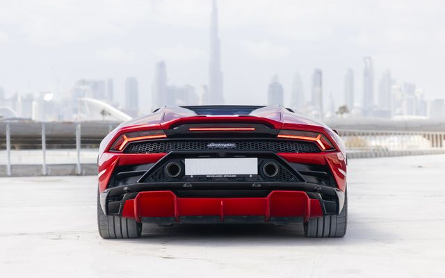LAMBORGHINI HURACAN - image 3