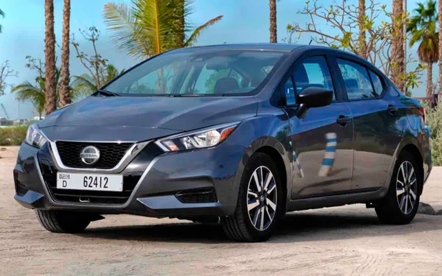 NISSAN VERSA - image 1