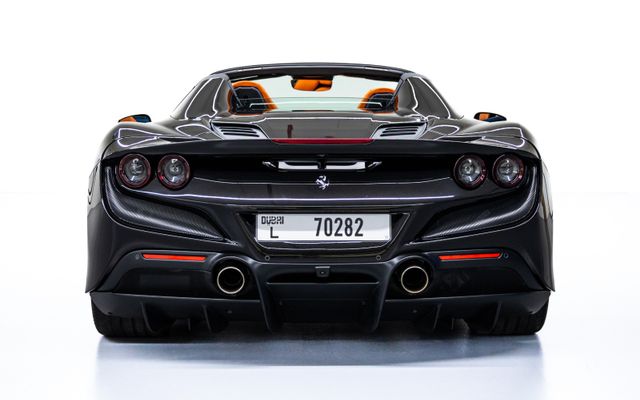 Ferrari F8 Spider - image 4