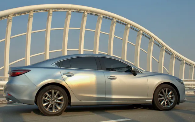 MAZDA 6 - image 2