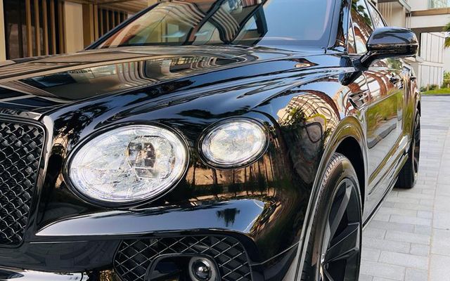 BENTLEY BENTAYGA - image 4