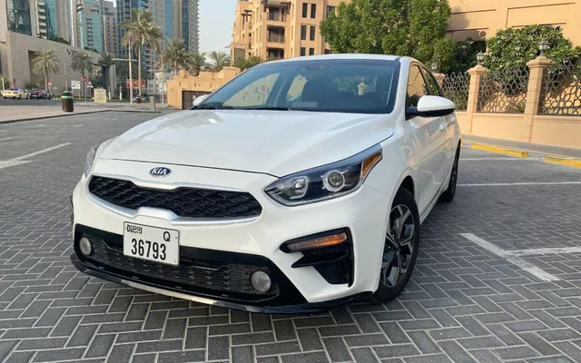 Kia Forte - image 1