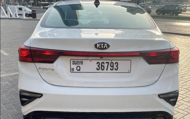 Kia Forte - image 3