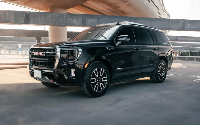 GMC YUKON - image 1