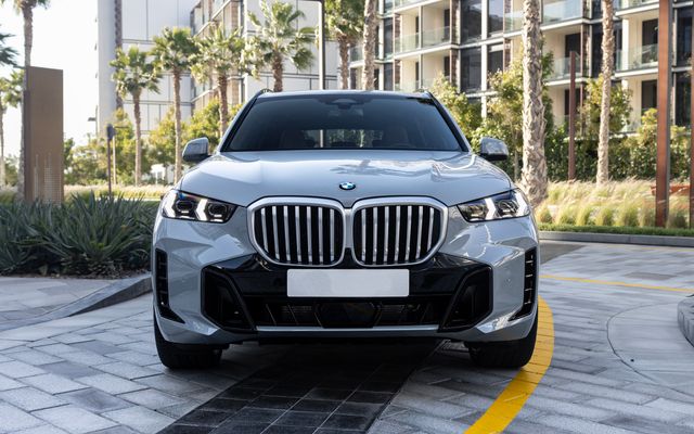 BMW X5 - image 3