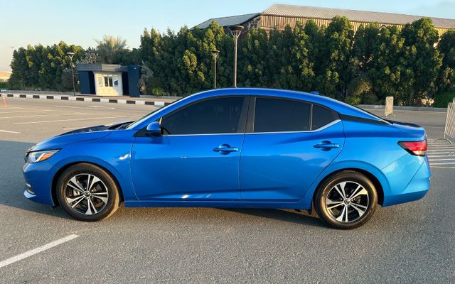 Nissan Sentra - image 2
