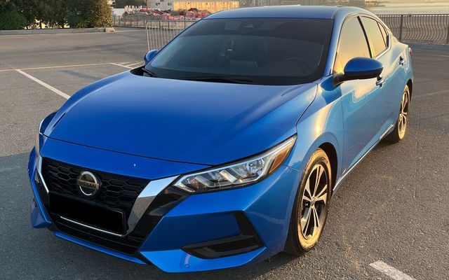Nissan Sentra - image 1