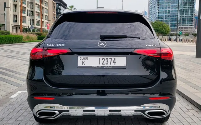 Mercedes Glc 300 - image 4