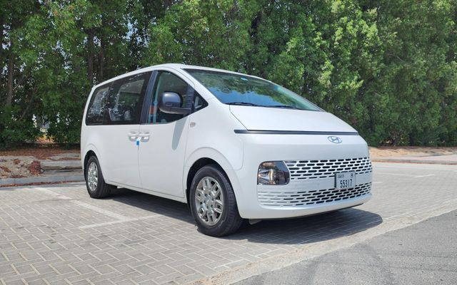 Hyundai Staria - image 1