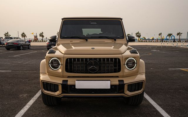 MERCEDES G63 Beige - image 3