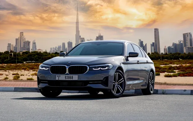 BMW 520 Gray - image 4