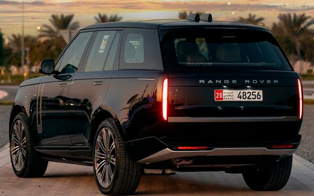 Range Rover Vogue HSE V8 - image 2