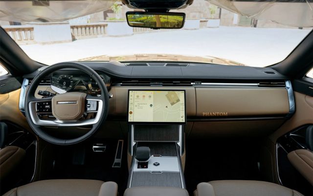 Range Rover Vogue HSE V8 - image 4
