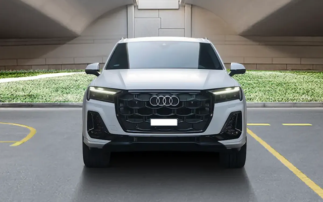 AUDI Q7 - image 3