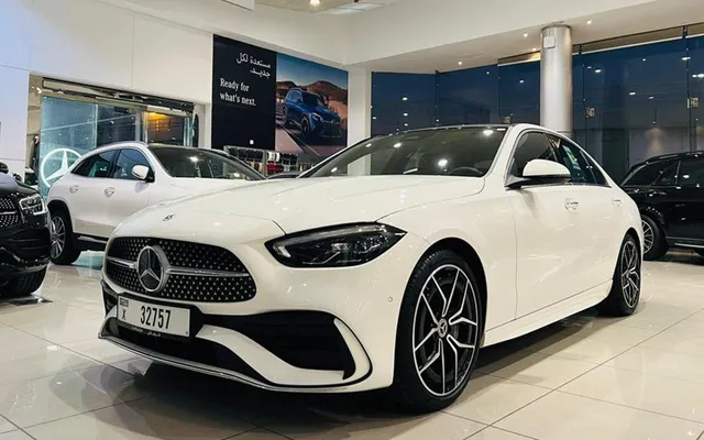 MERCEDES C200 - image 1
