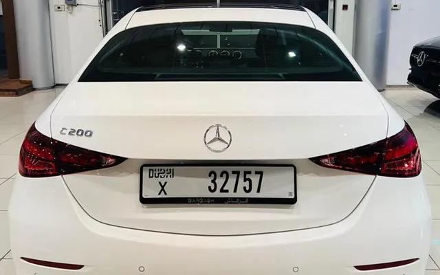 MERCEDES C200 - image 4