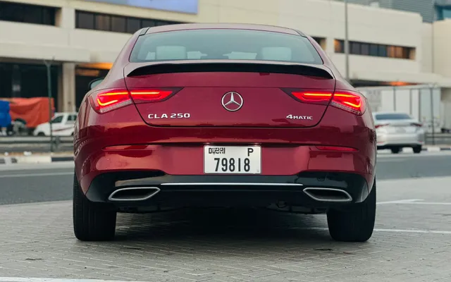 MERCEDES CLA250 - image 3