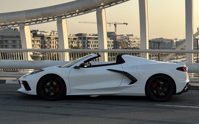 Chevrolet Corvette C8 - image 2