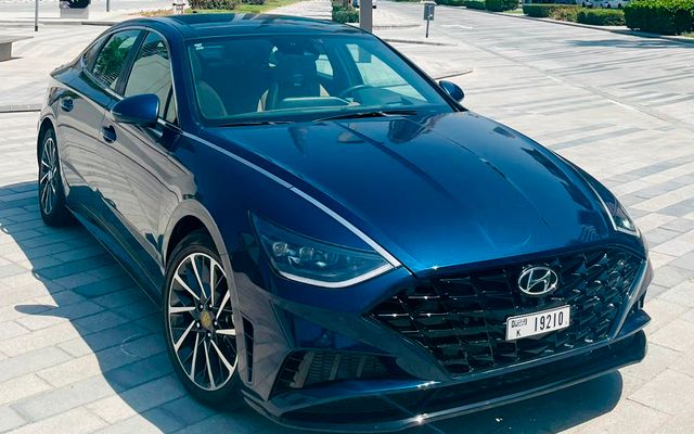 HYUNDAI SONATA - image 1