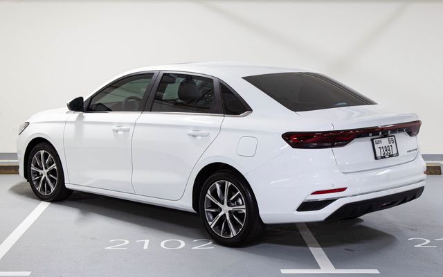 Geely Emgrand - image 3