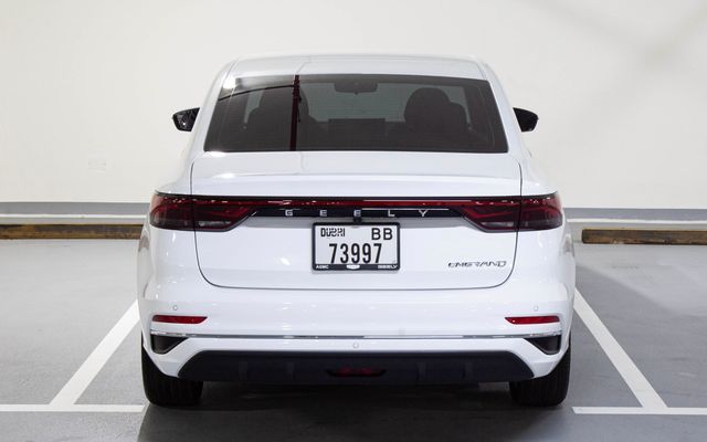 Geely Emgrand - image 4
