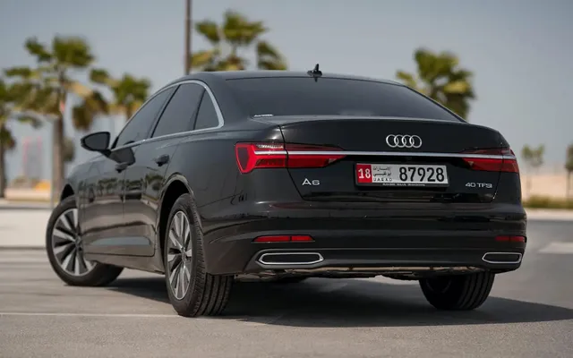 AUDI A6 - image 3