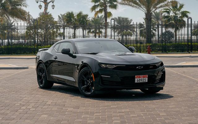 CHEVROLET Camaro - image 1