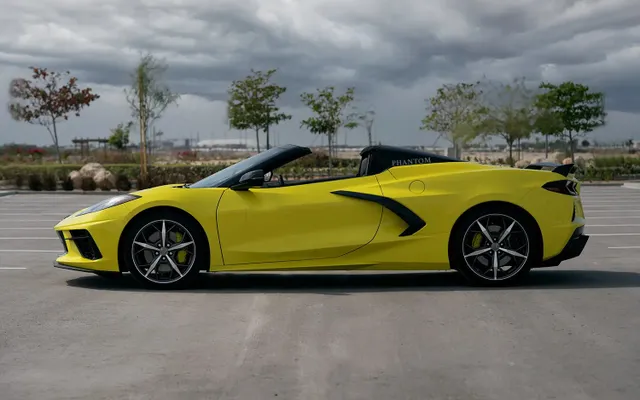 CHEVROLET CORVETTE - image 2