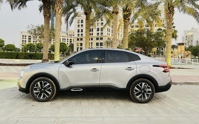 Citroen C4X - image 2