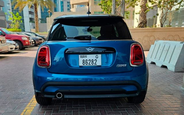 MINI COOPER - image 3