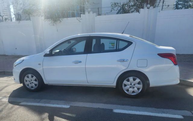 NISSAN SUNNY - image 3