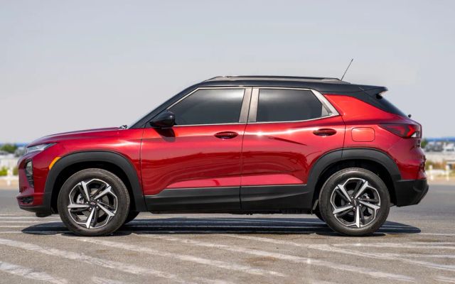 CHEVROLET TRAILBLAZER - image 2