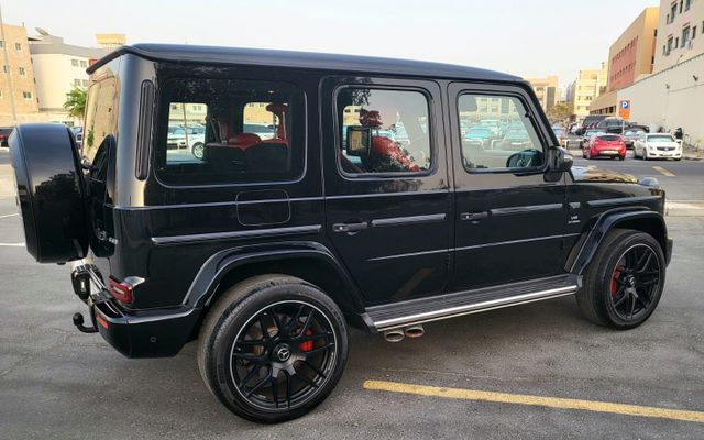 MERCEDES G63 - image 4