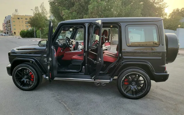 MERCEDES G63 - image 2