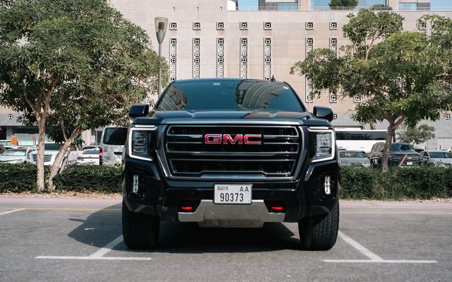 GMC Yukon - image 3