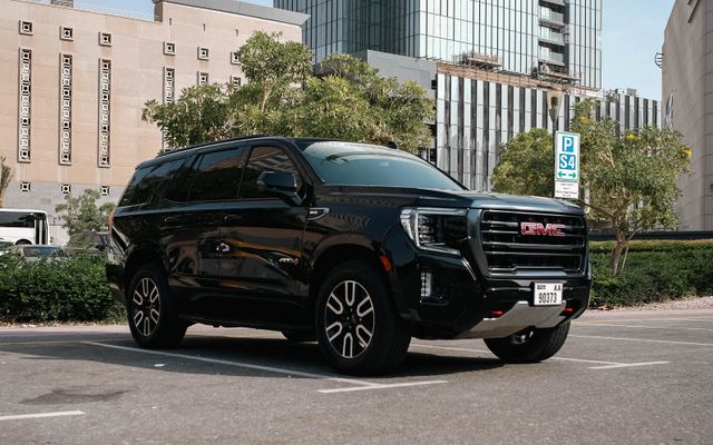 GMC Yukon - image 4