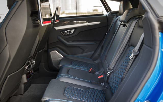 Lamborghini Urus - image 3