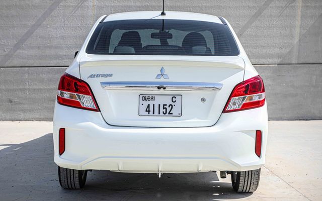 Mitsubishi Attrage GLX - image 4