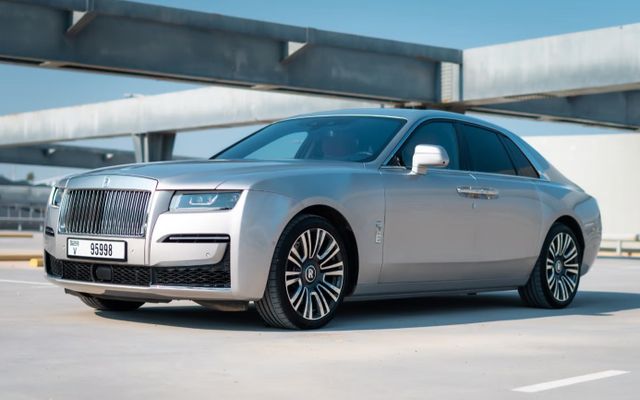 Rolls Royce Ghost - image 1