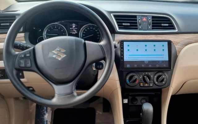 SUZUKI CIAZ SALOON - image 4