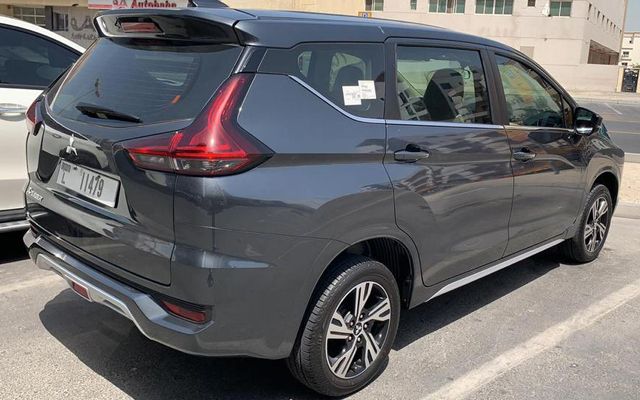 MITSUBISHI XPANDER - image 4