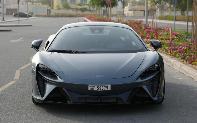MCLAREN ARTURA - image 3