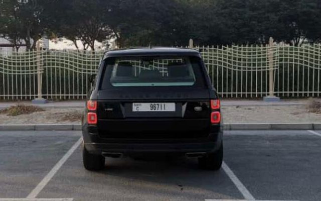 RANGE ROVER HSE - image 4
