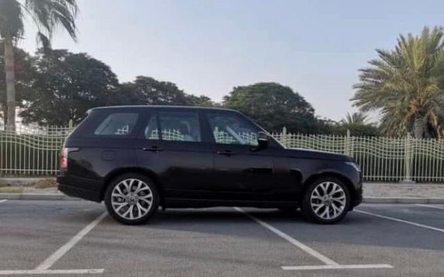 RANGE ROVER HSE - image 2