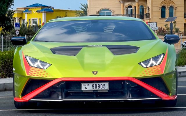 LAMBORGHINI HURACAN - image 3