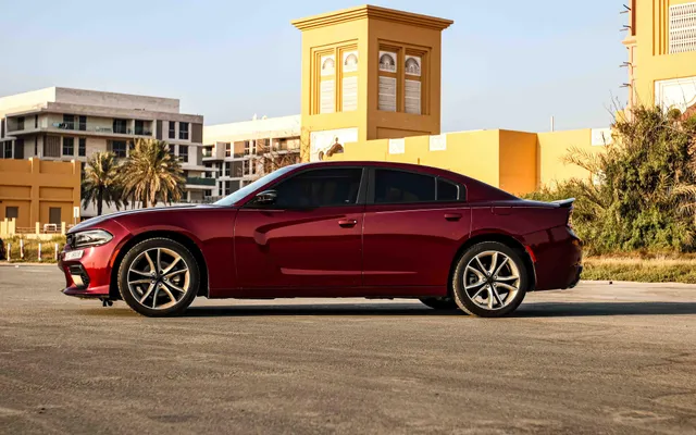 DODGE CHARGER - image 2