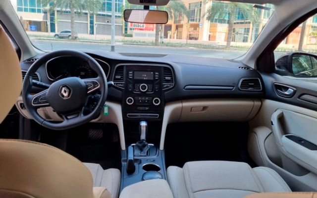 RENAULT MEGANE - image 3